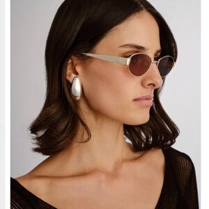 Chic Gold and Brown Sunglasses